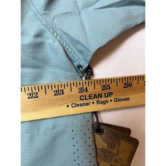 NWT Commander Life Men's XL Green Fishing Summer Athleisure Vacation Shirt - Picture 6 of 11